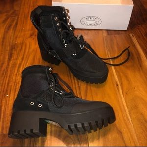 Steve Madden “Nayra” boot